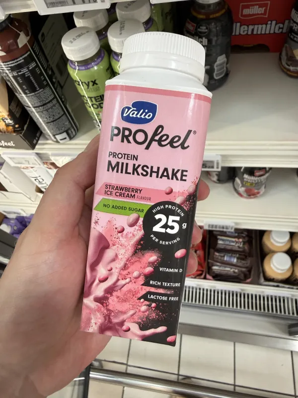 Valio PROfeel Protein Milkshake Strawberry Ice Cream Flavour | 250ml