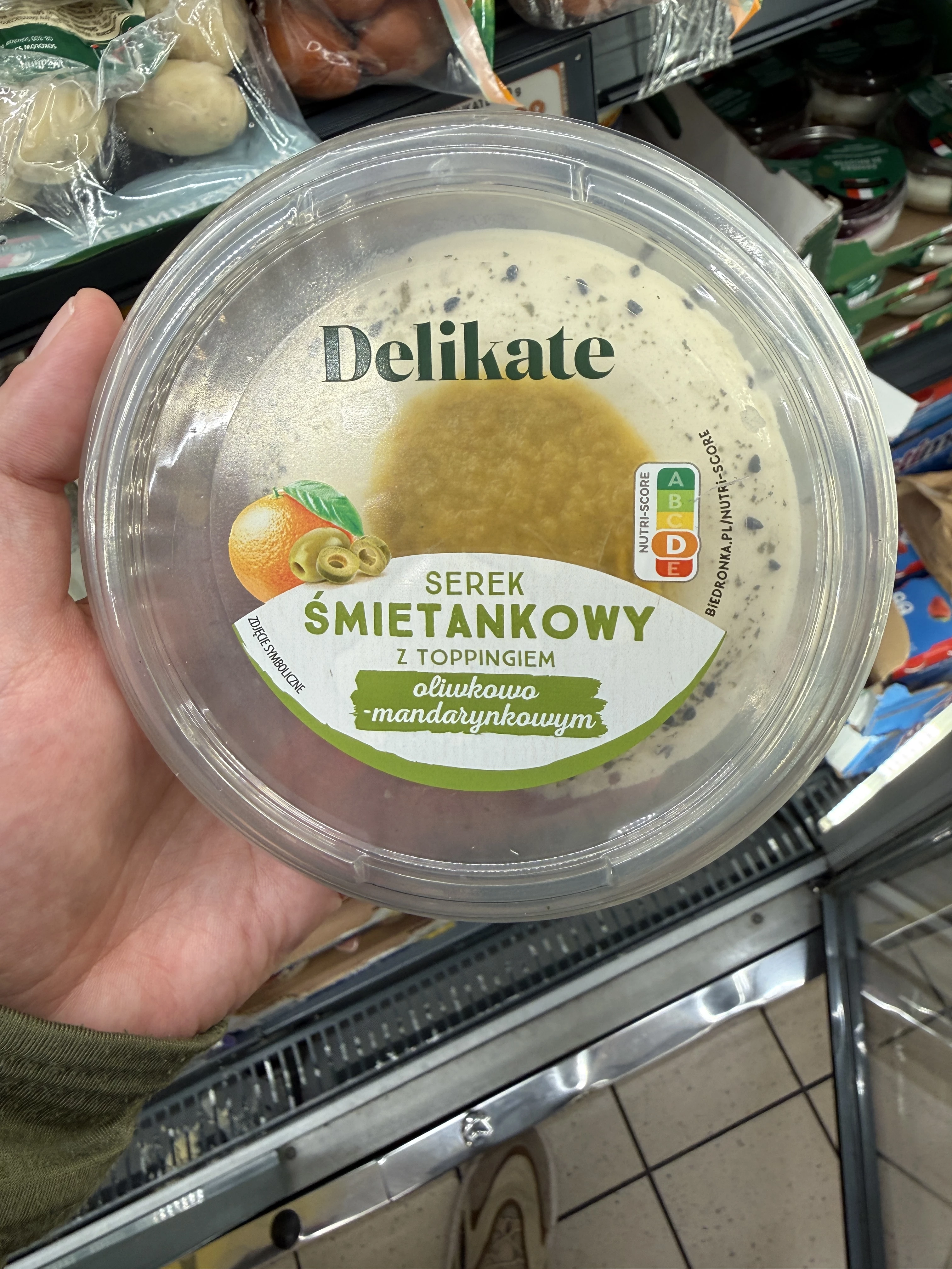 Delikate Serek śmietankowy z toppingiem oliwkowo-mandarynkowym | 150g