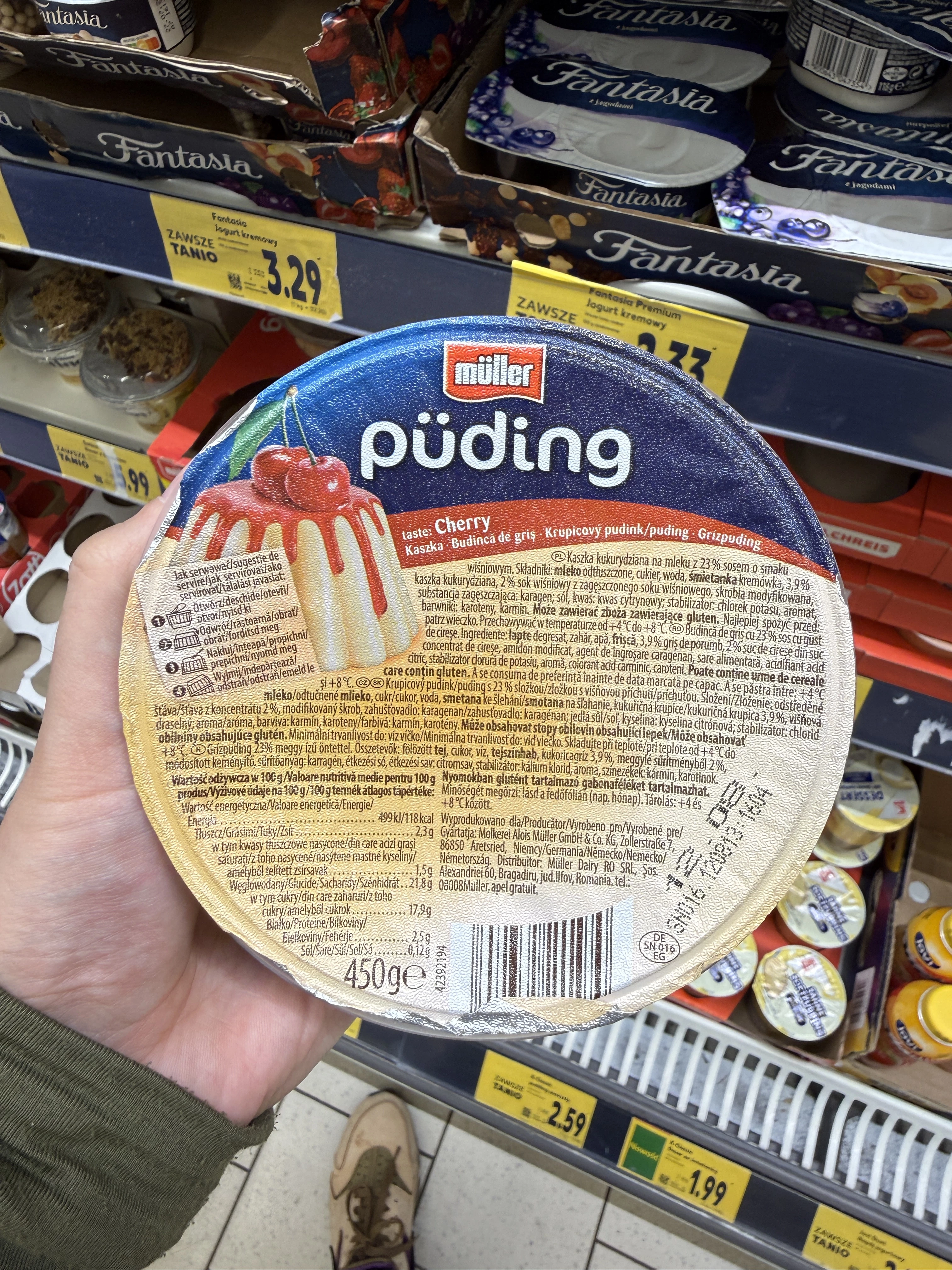 Müller Püding Cherry Kaszka kukurydziana na mleku z sosem o smaku wiśniowym | 450g