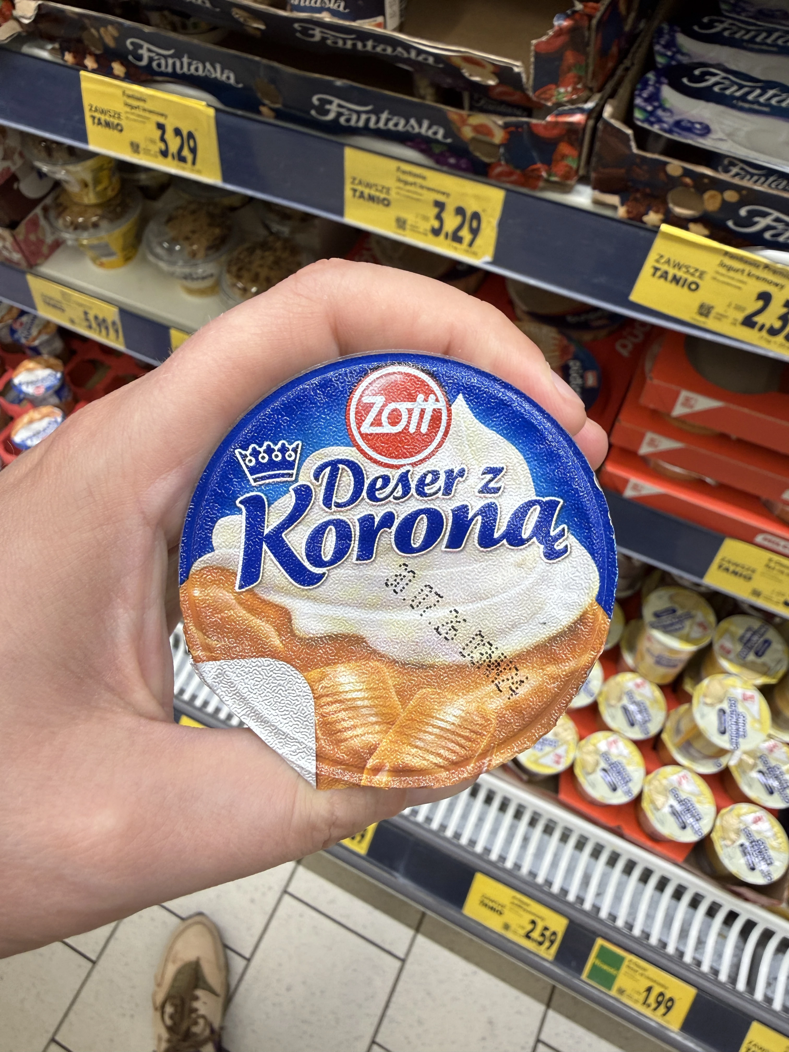 Zott Deser z Koroną o smaku karmelowym z bitą śmietanką | 175g