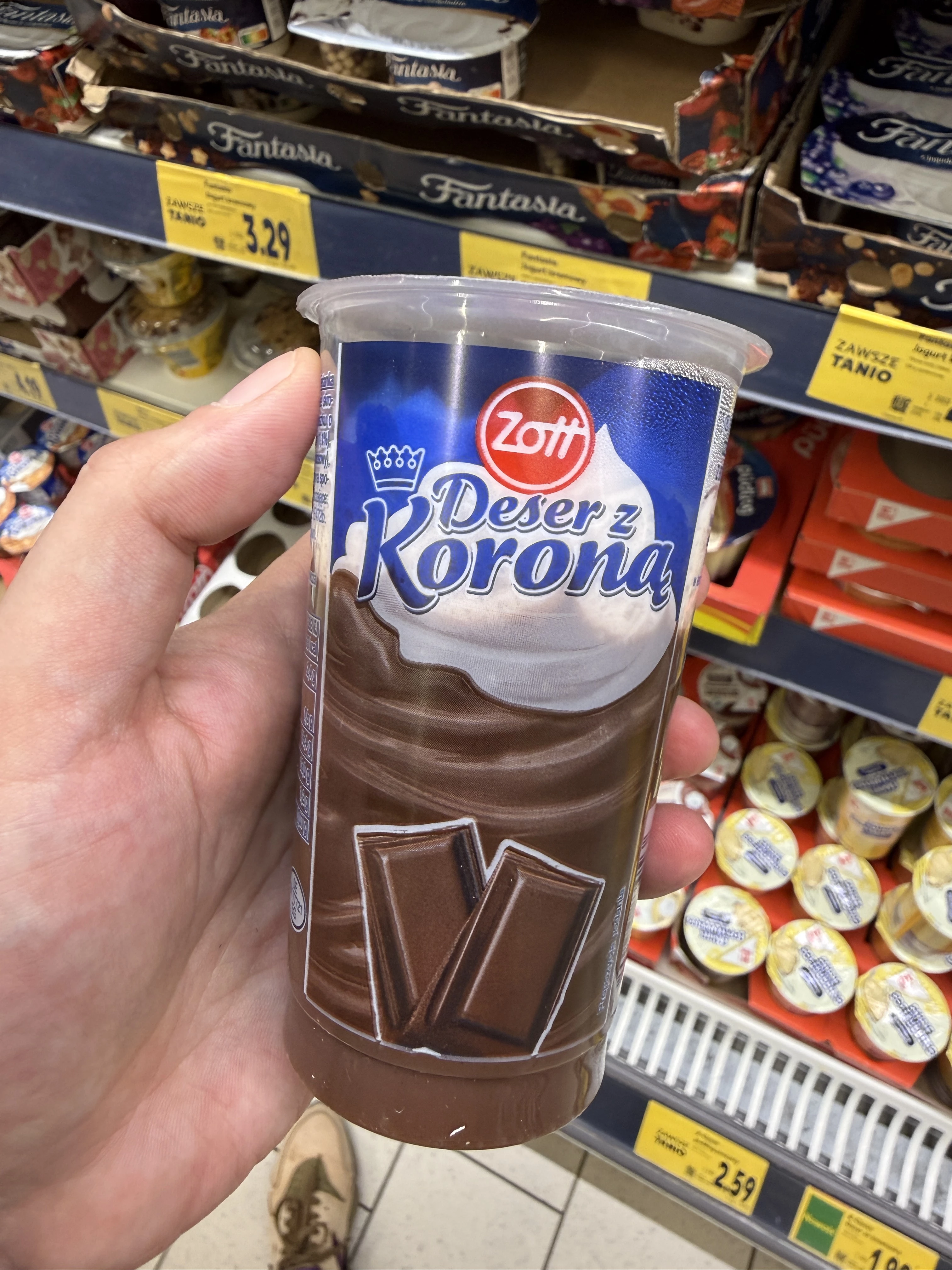 Zott Deser z Koroną o smaku czekoladowym z bitą śmietanką | 175g
