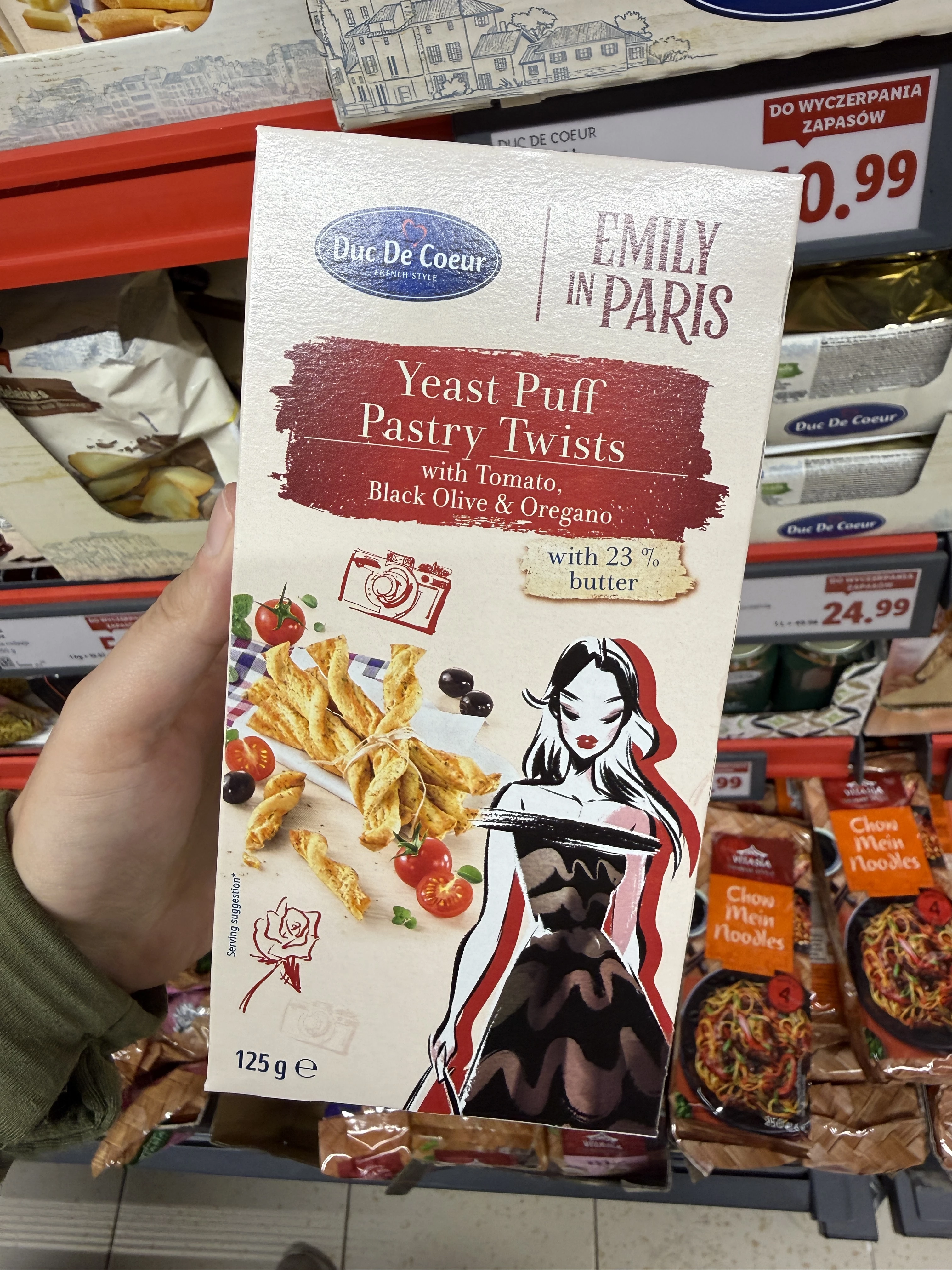 Duc De Coeur Yeast Puff Pastry Twists with Tomato, Black Olive & Oregano | 125g