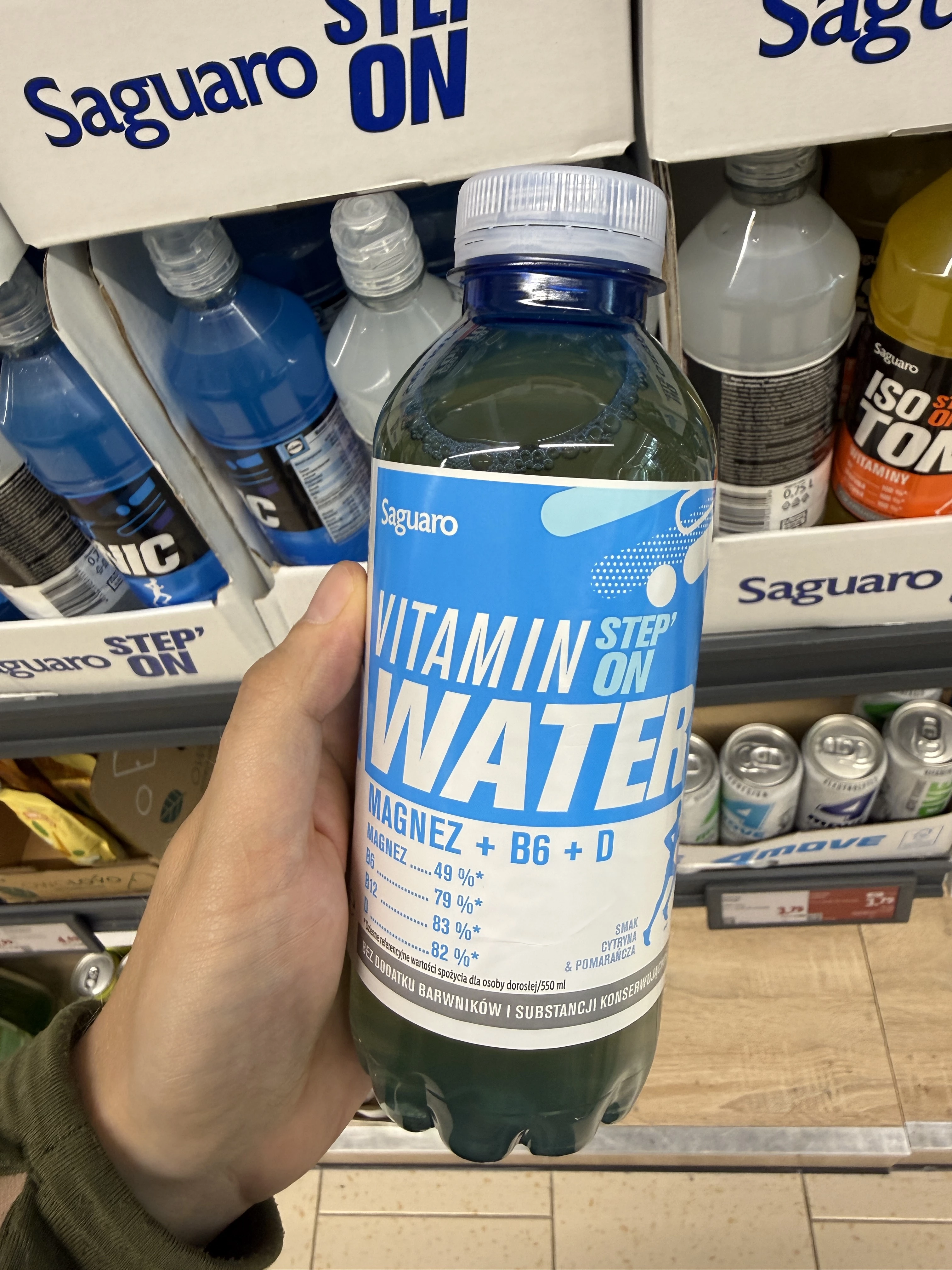 Saguaro Vitamin Step’ On Water Magnez + B6 + D smak cytryna & pomarańcza | 550ml
