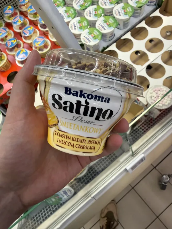 Bakoma Satino Deser Śmietankowy z ciastem kataifi, pistacją i mleczną czekoladą | 144g