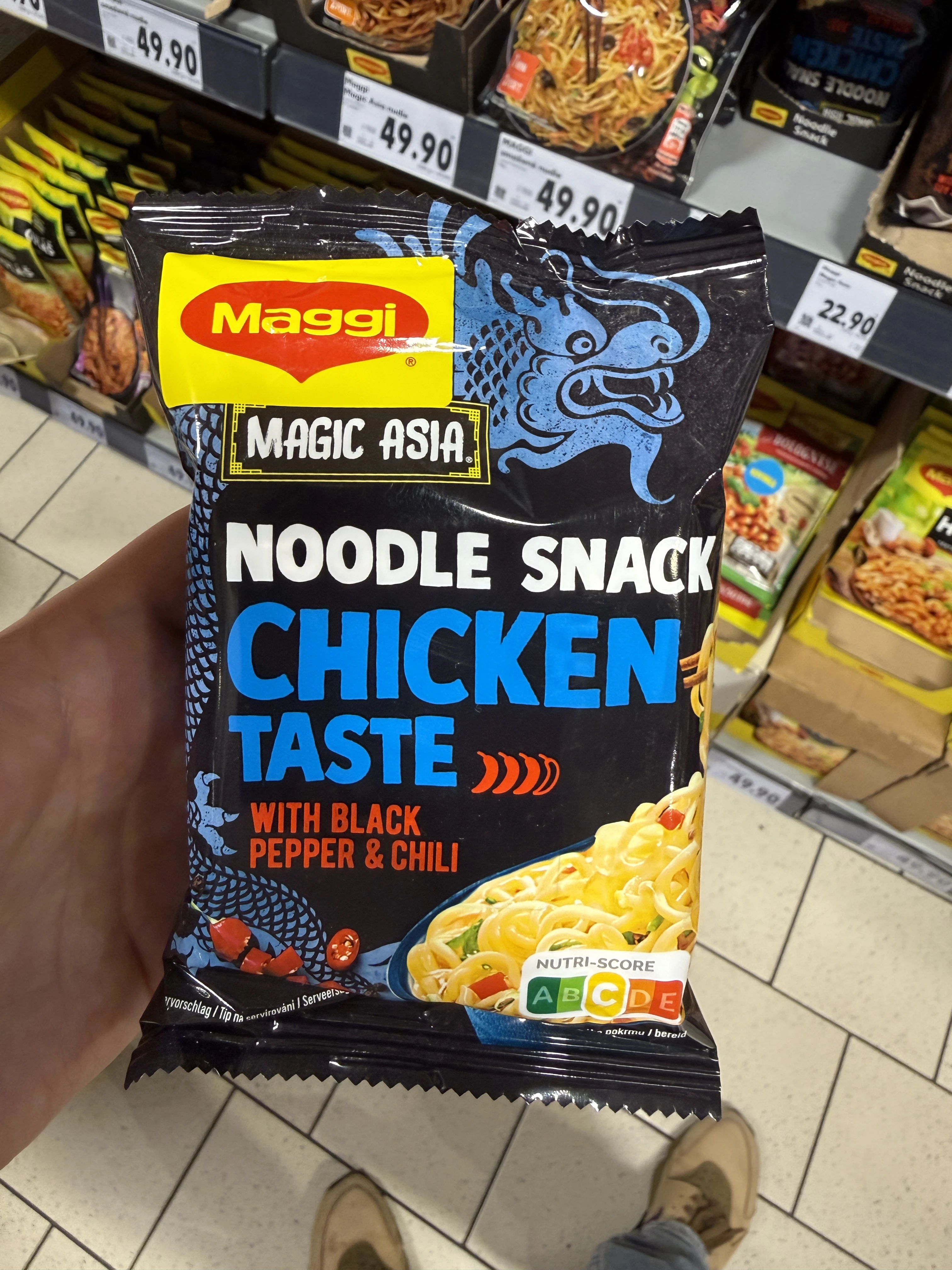 Maggi Magic Asia Noodle Snack Chicken Taste with Black Pepper & Chili | 62g