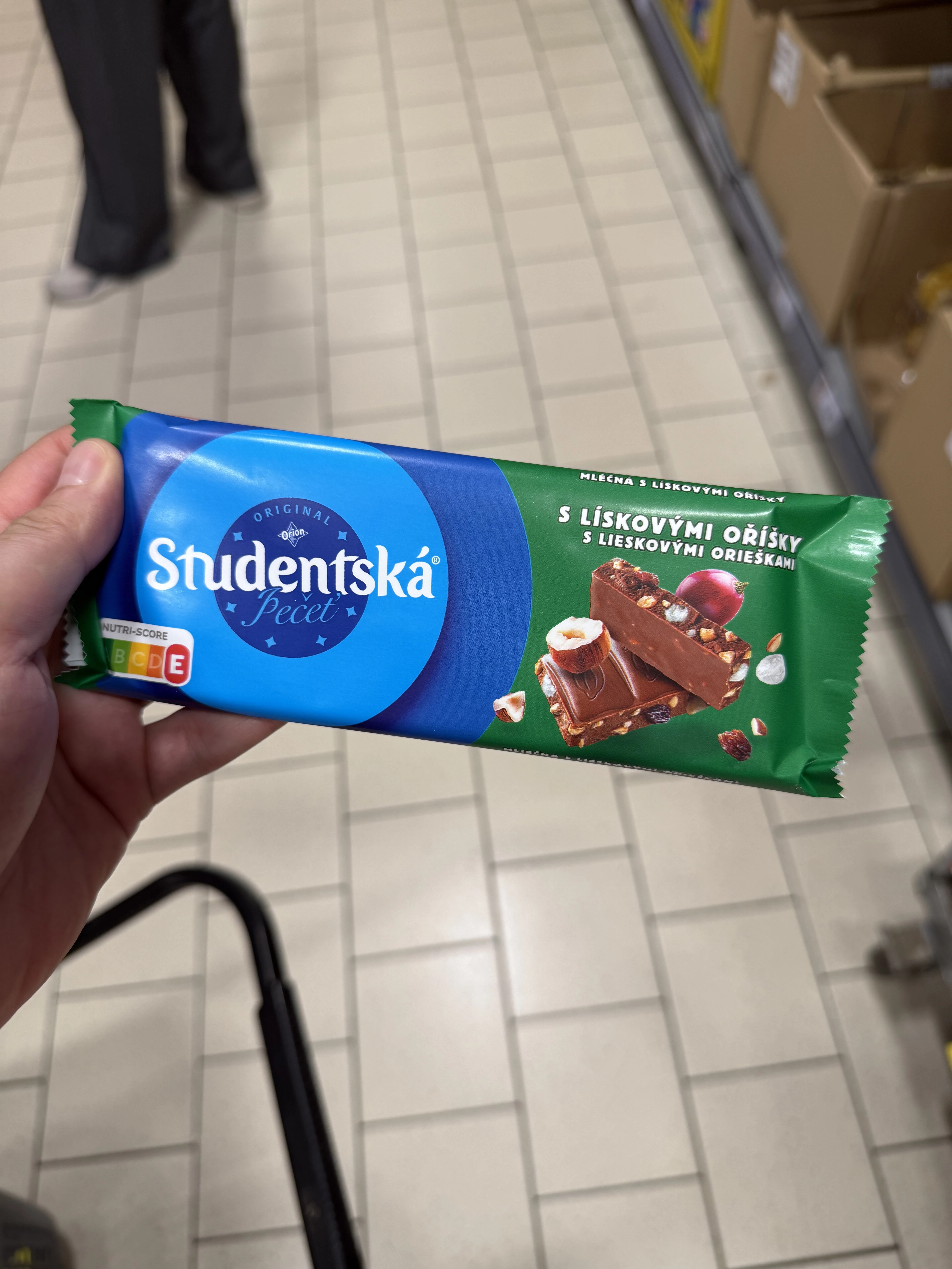 Orion Studentská pečeť mléčná s lískovými oříšky / Czekolada mleczna z orzechami laskowymi, żelkami i rodzynkami | 90g