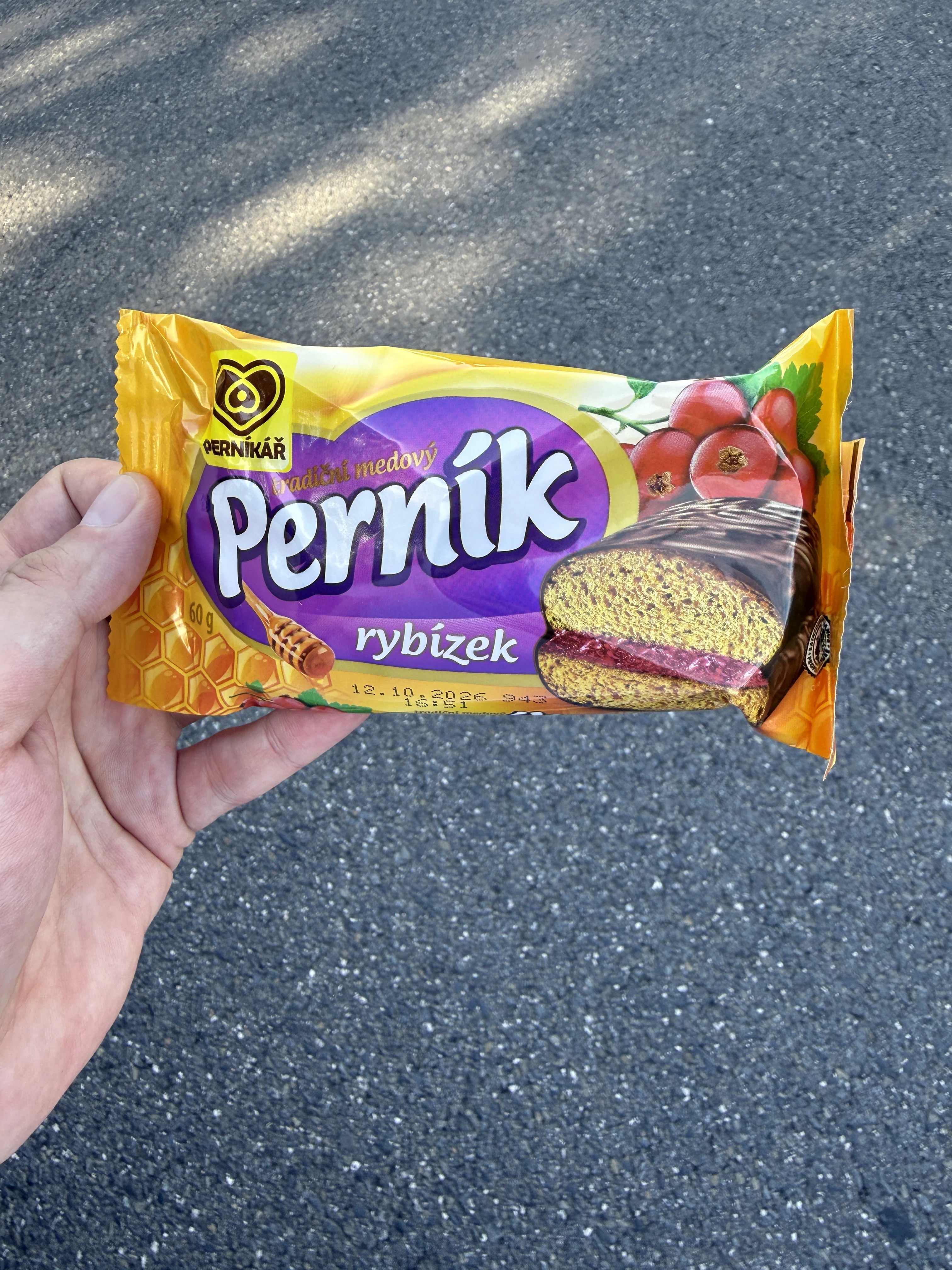Perníkář Tradiční medový perník rybízek / Piernik miodowy z nadzieniem z czerwonej porzeczki w ciemnej polewie | 60g