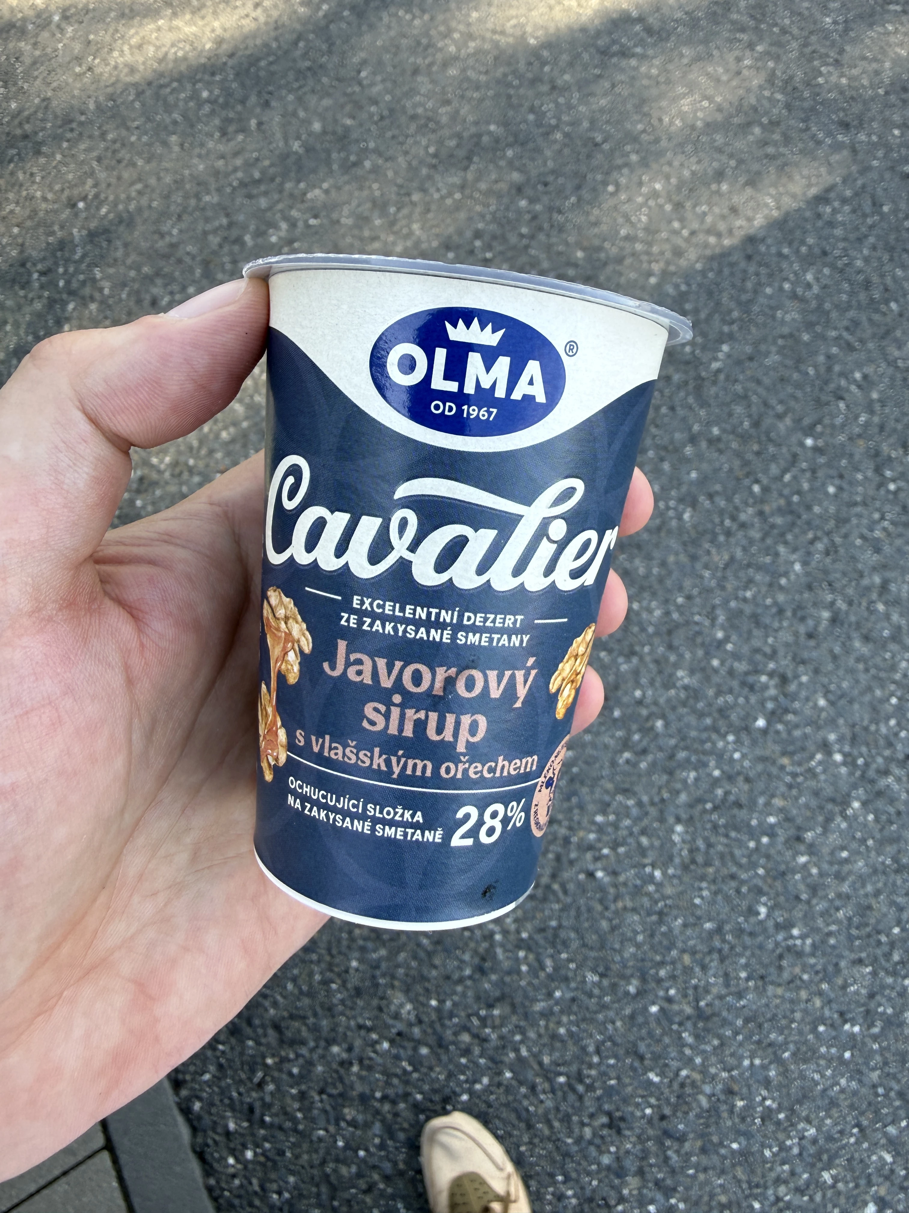 Olma Cavalier Javorový sirup s vlašským ořechem / Przysmak ze śmietany ukwaszonej syrop klonowy-orzech włoski | 140g