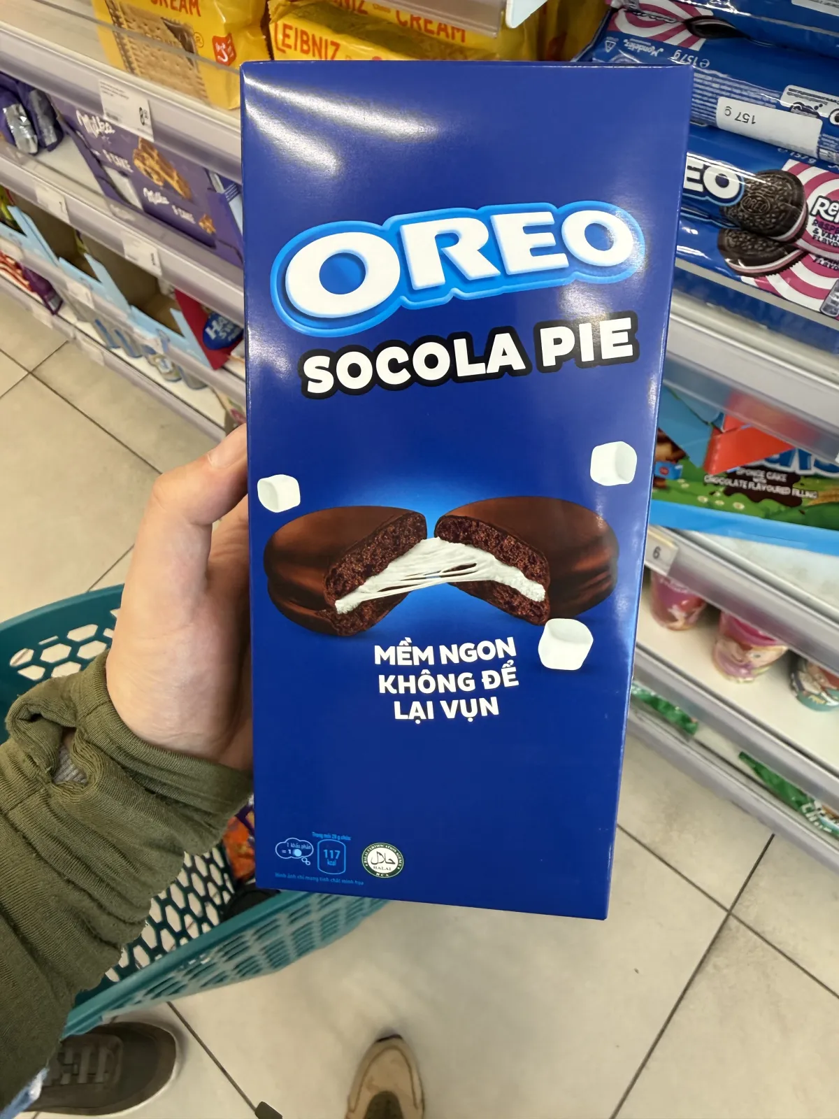 Oreo Socola Pie / Kakaowe ciastka z kremem o smaku pianki marshmallow | 168g