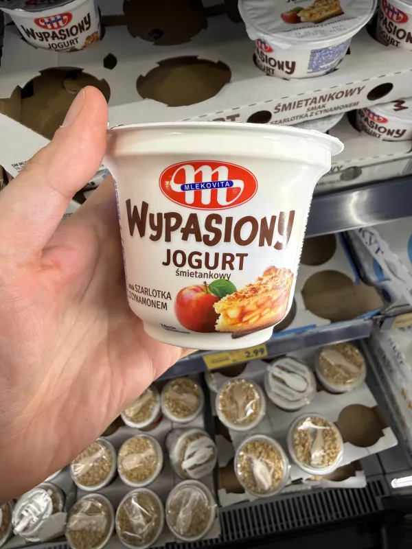 Mlekovita Wypasiony jogurt śmietankowy szarlotka z cynamonem | 200g