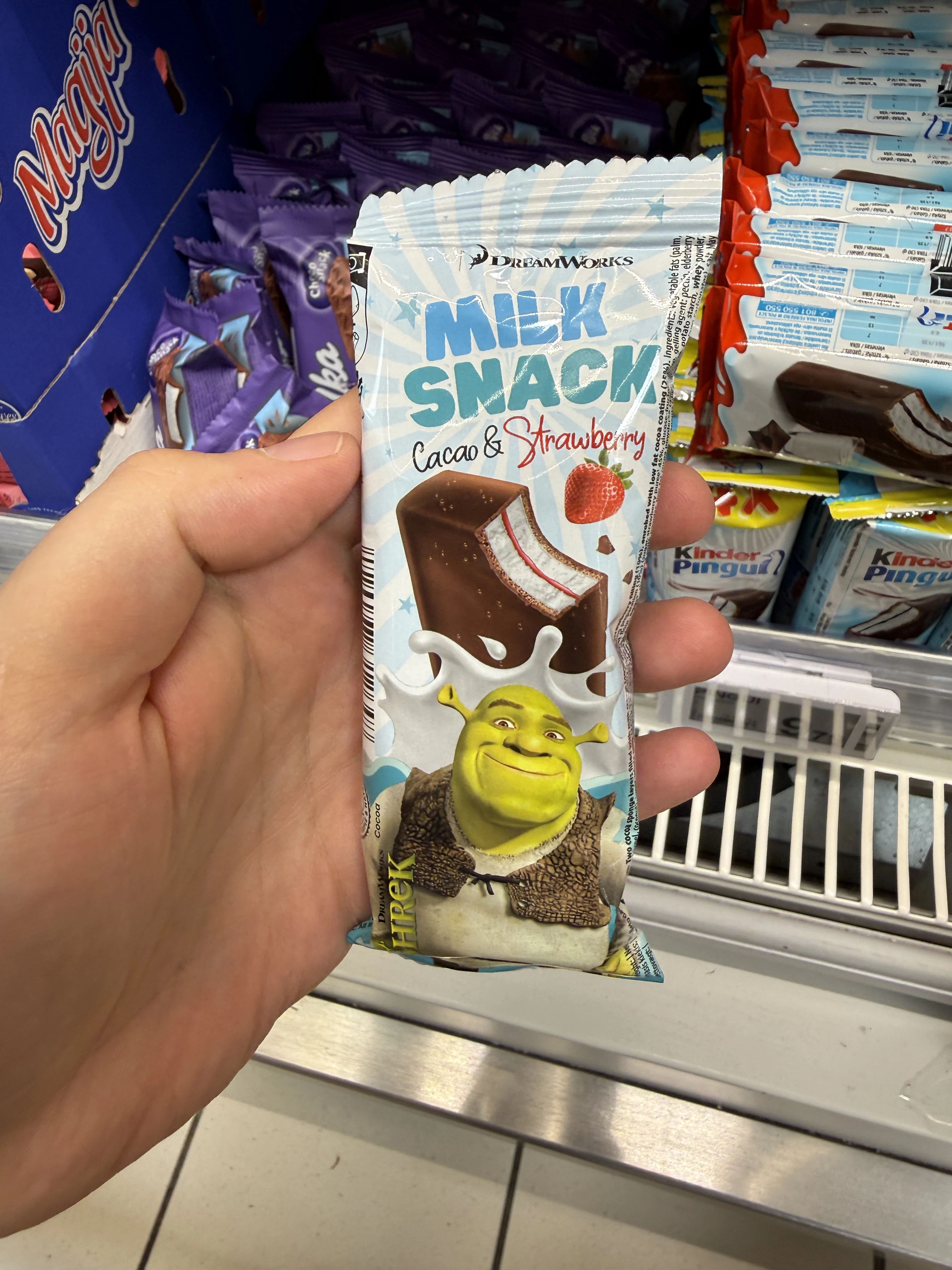 Shrek Milk Snack Cacao & Strawberry | 30g