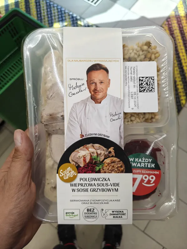 Szamamm Polędwiczka wieprzowa sous-vide w sosie grzybowym z kompozycją kasz i buraczkami Mateusz Gessler | 400g