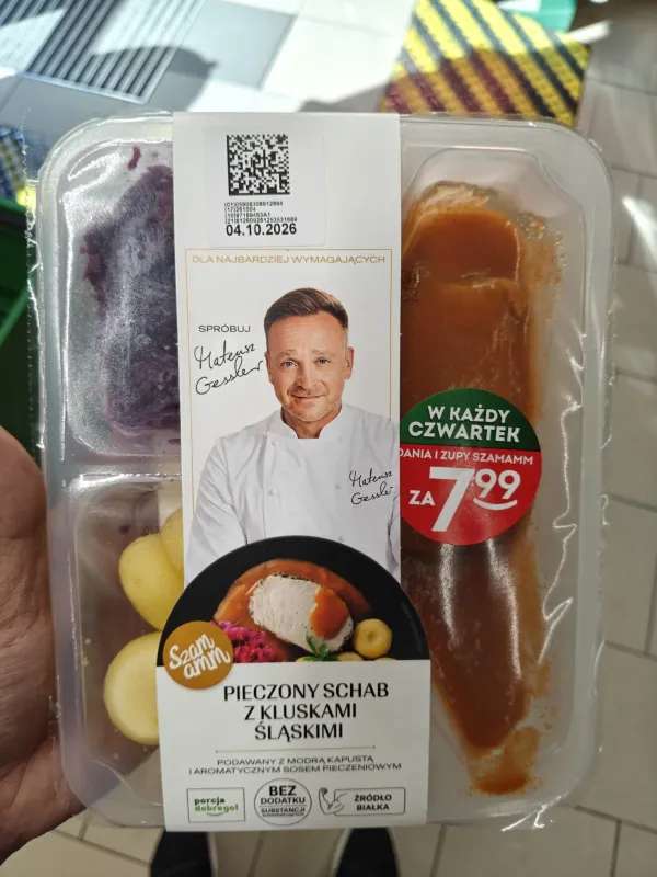Szamamm Pieczony schab z kluskami śląskimi, modrą kapustą i sosem pieczeniowym Mateusz Gessler | 400g