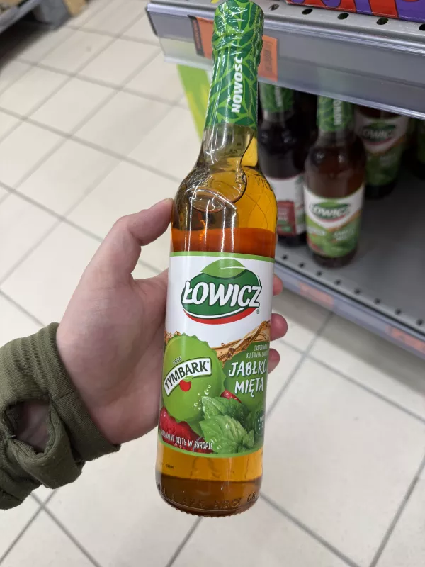 Łowicz Suplement diety w syropie o smaku jabłkowo-miętowym Tymbark Jabłko Mięta | 400ml