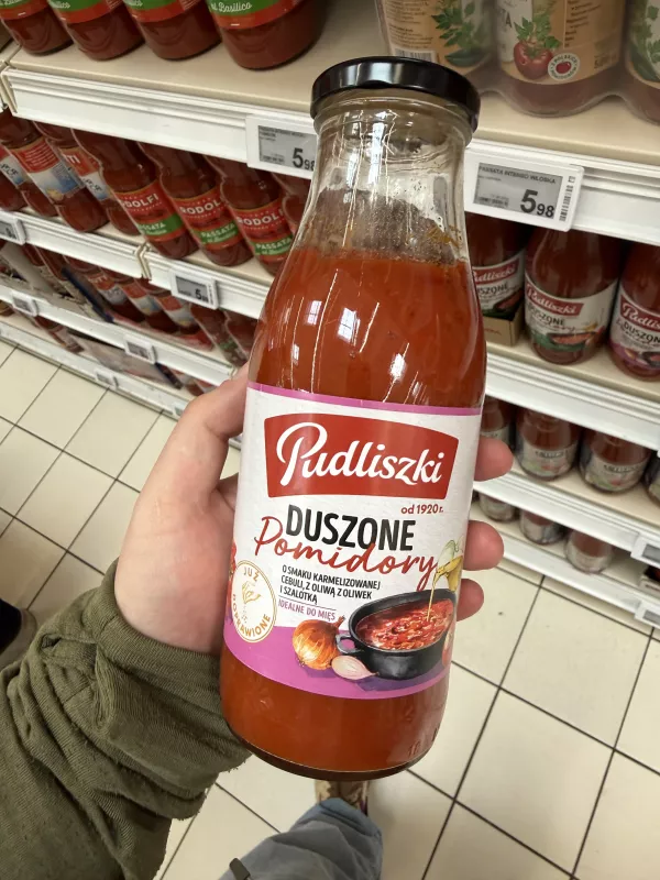 Pudliszki Duszone Pomidory o smaku karmelizowanej cebuli, z oliwą z oliwek i szalotką | 495g