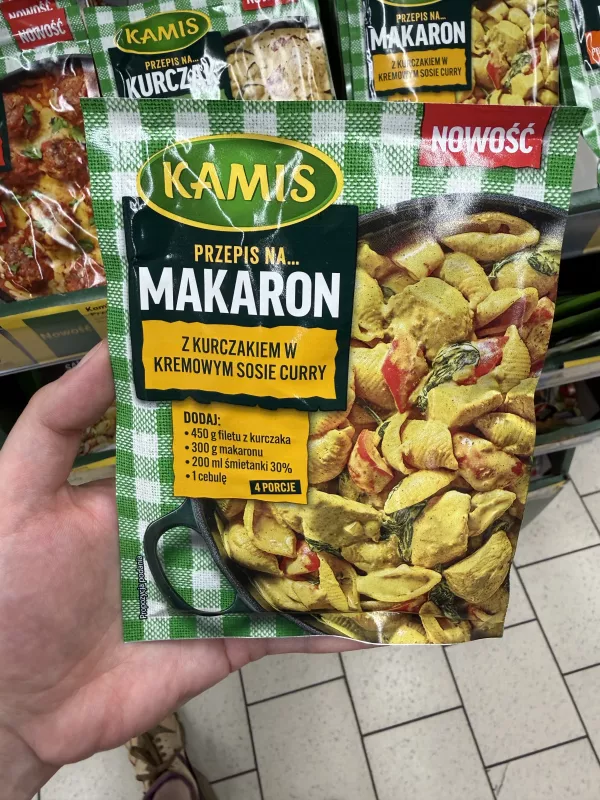 Kamis Przepis na… Makaron z kurczakiem w kremowym sosie curry | 30g