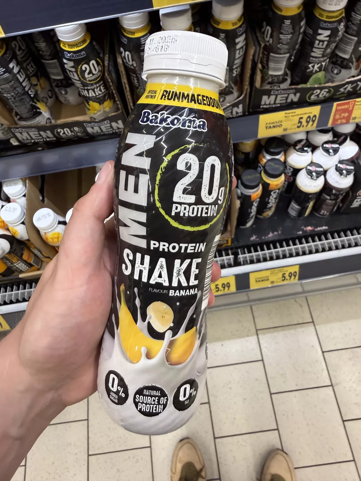 Bakoma Men Protein Shake Flavour Banana / Napój proteinowy o smaku bananowym | 380g / 358ml