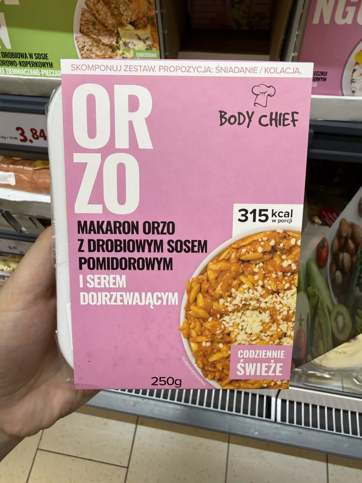 Body Chief Orzo makaron orzo z drobiowym sosem pomidorowym i serem dojrzewającym | 250g