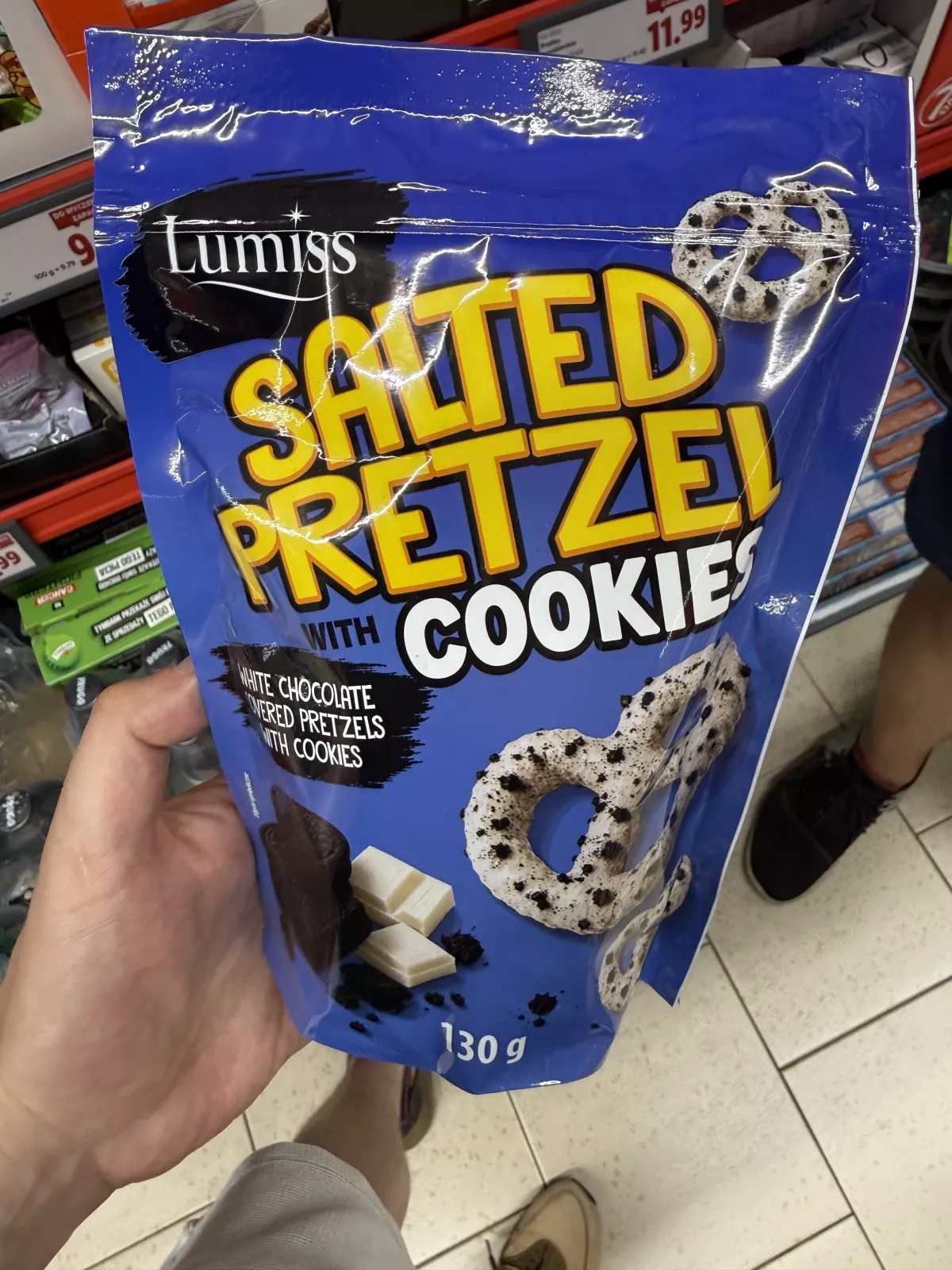 Lumiss Salted Pretzel with Cookies | 130g