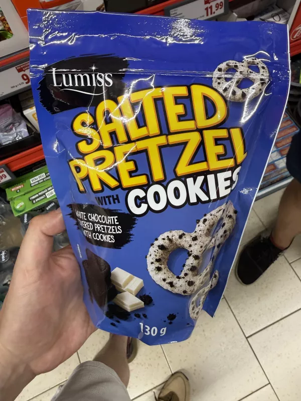 Lumiss Salted Pretzel with Cookies | 130g