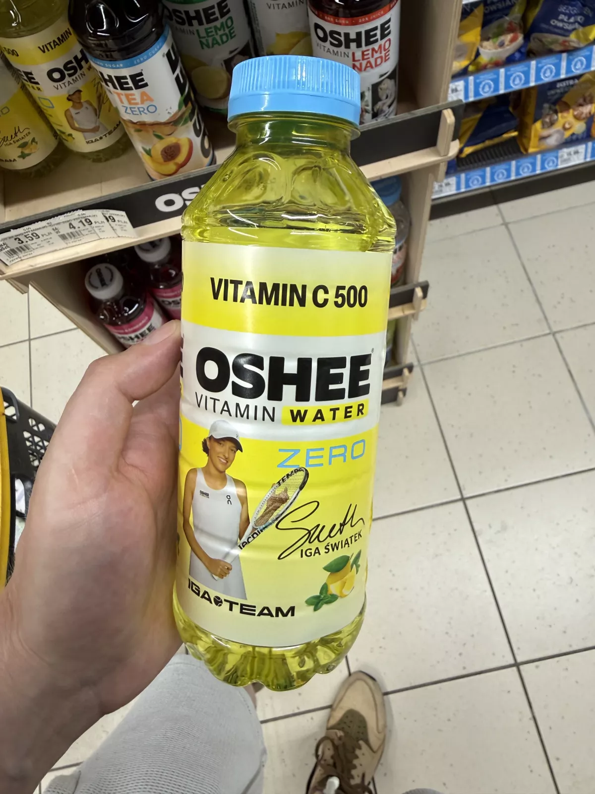 Oshee Vitamin Water Zero Witamina C 500 cytryna-mięta Iga Świątek | 555ml
