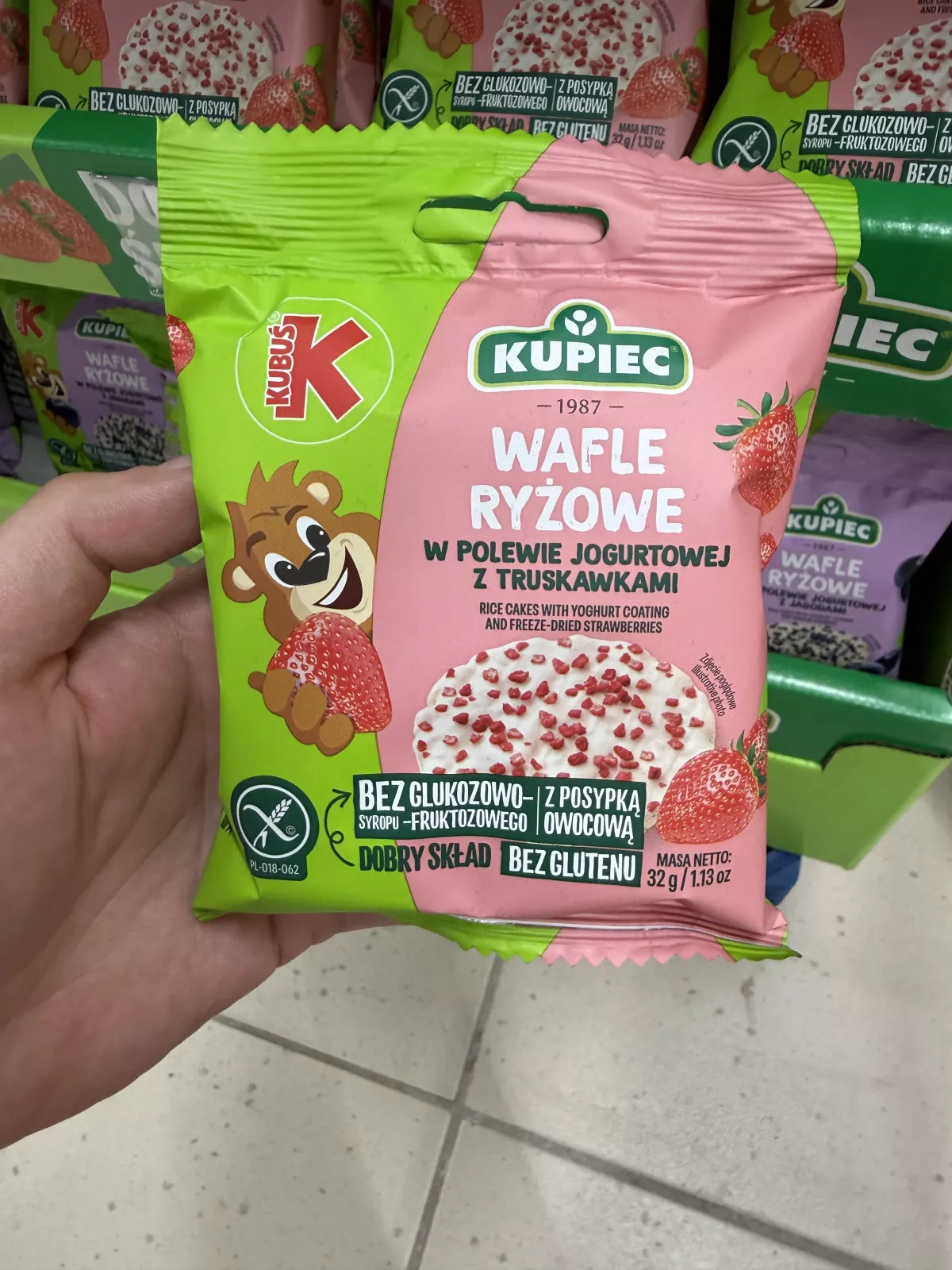 Kupiec & Kubuś Wafle ryżowe w polewie jogurtowej z truskawkami | 32g