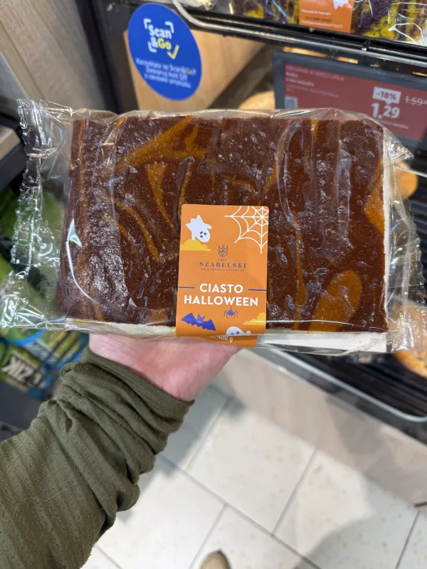 Szabelski Ciasto Halloween biszkoptowo-tłuszczowe o smaku jogurtowym | 400g