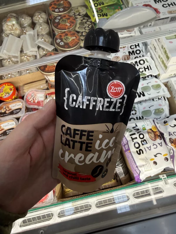 Zott Caffreze Caffe Latte Ice Cream caramel and chilli taste | 60g / 110ml