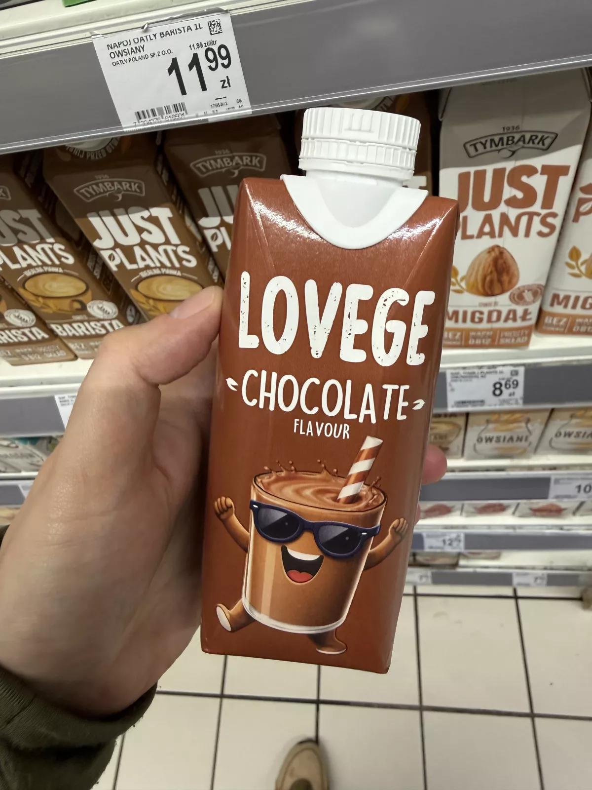Lovege Chocolate Flavour / Napój owsiano-czekoladowy z witaminami | 330ml