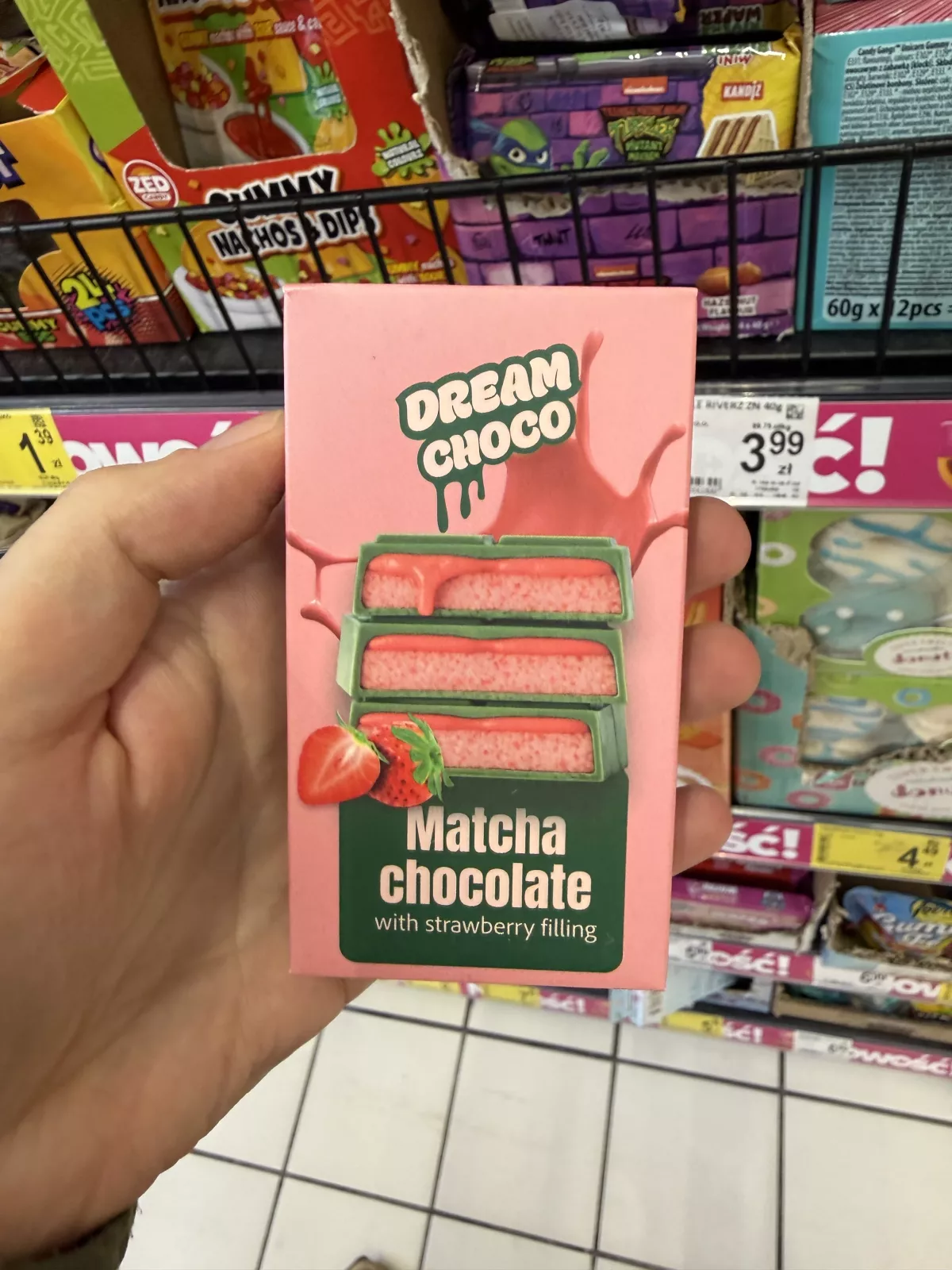Dream Choco Matcha chocolate with strawberry filling | 75g