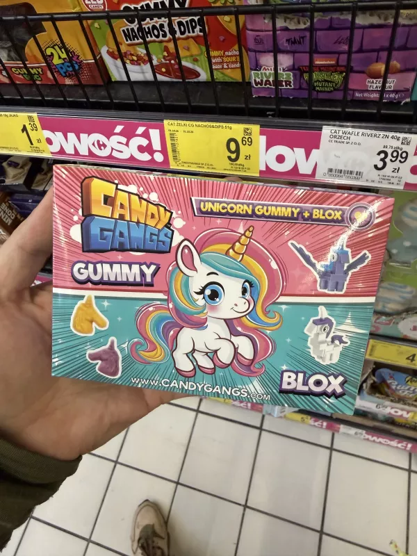 Candy Gangs Unicorn Gummy + Blox / Żelki o smaku owocowym z zabawką (klocki) | 60g