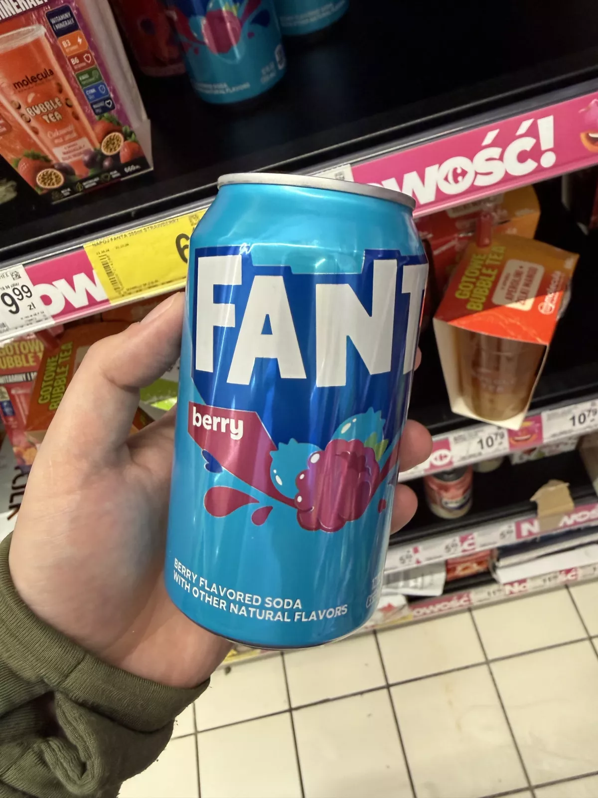 Fanta Berry / Fanta Jagodowa | 355ml