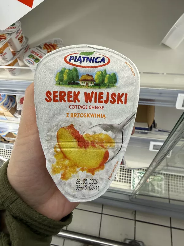 Piątnica Serek wiejski z brzoskwinią | 150g