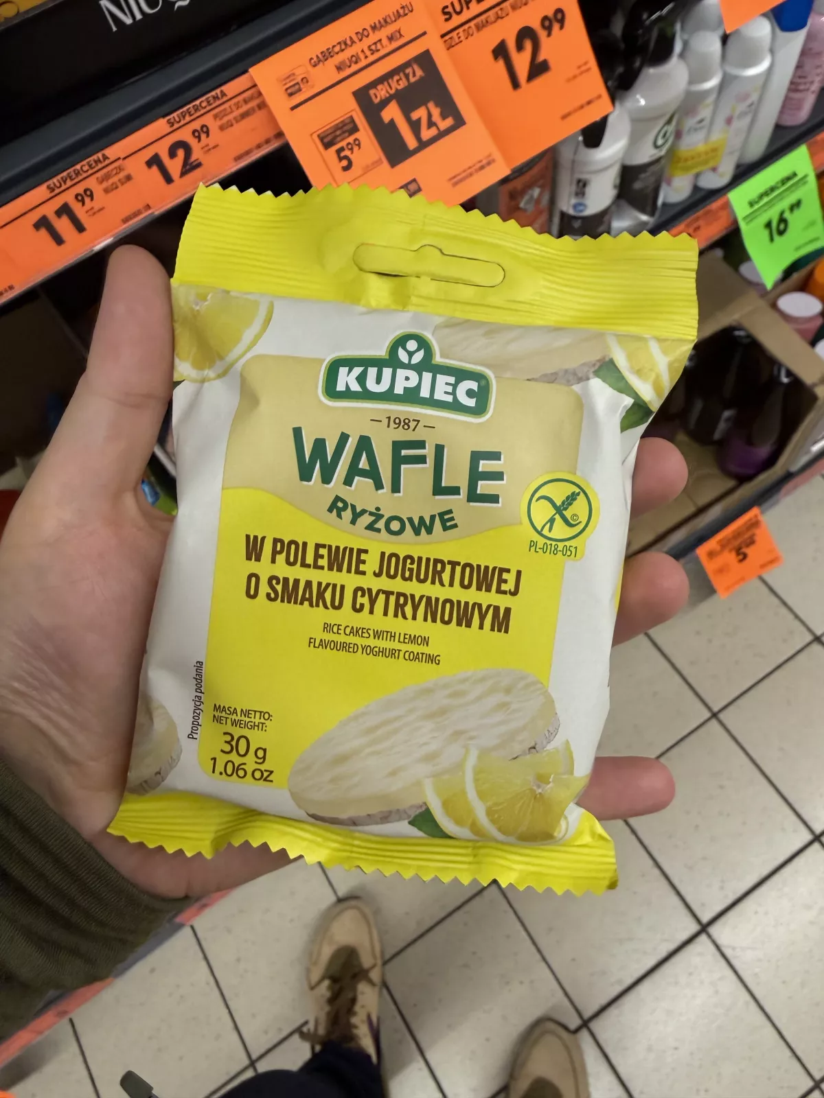 Kupiec Wafle ryżowe w polewie jogurtowej o smaku cytrynowym | 30g