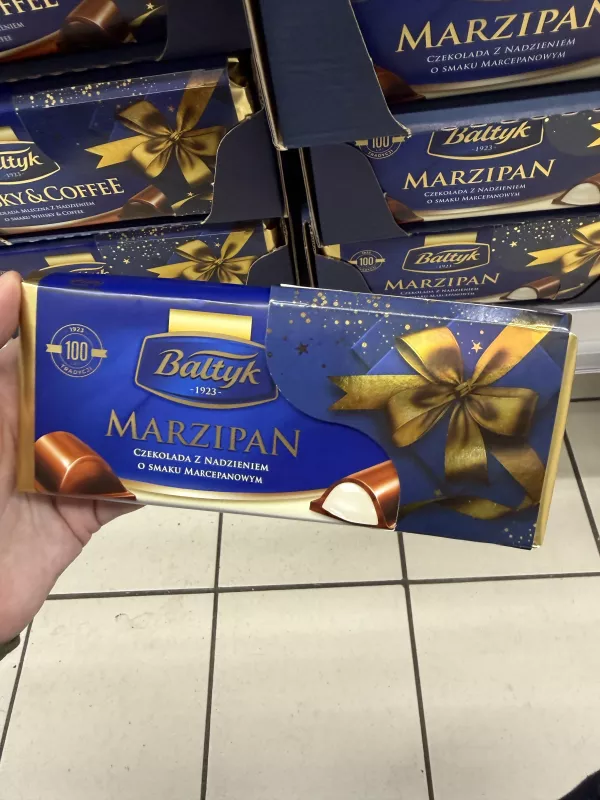 Bałtyk Marzipan czekolada z nadzieniem o smaku marcepanowym | 151g