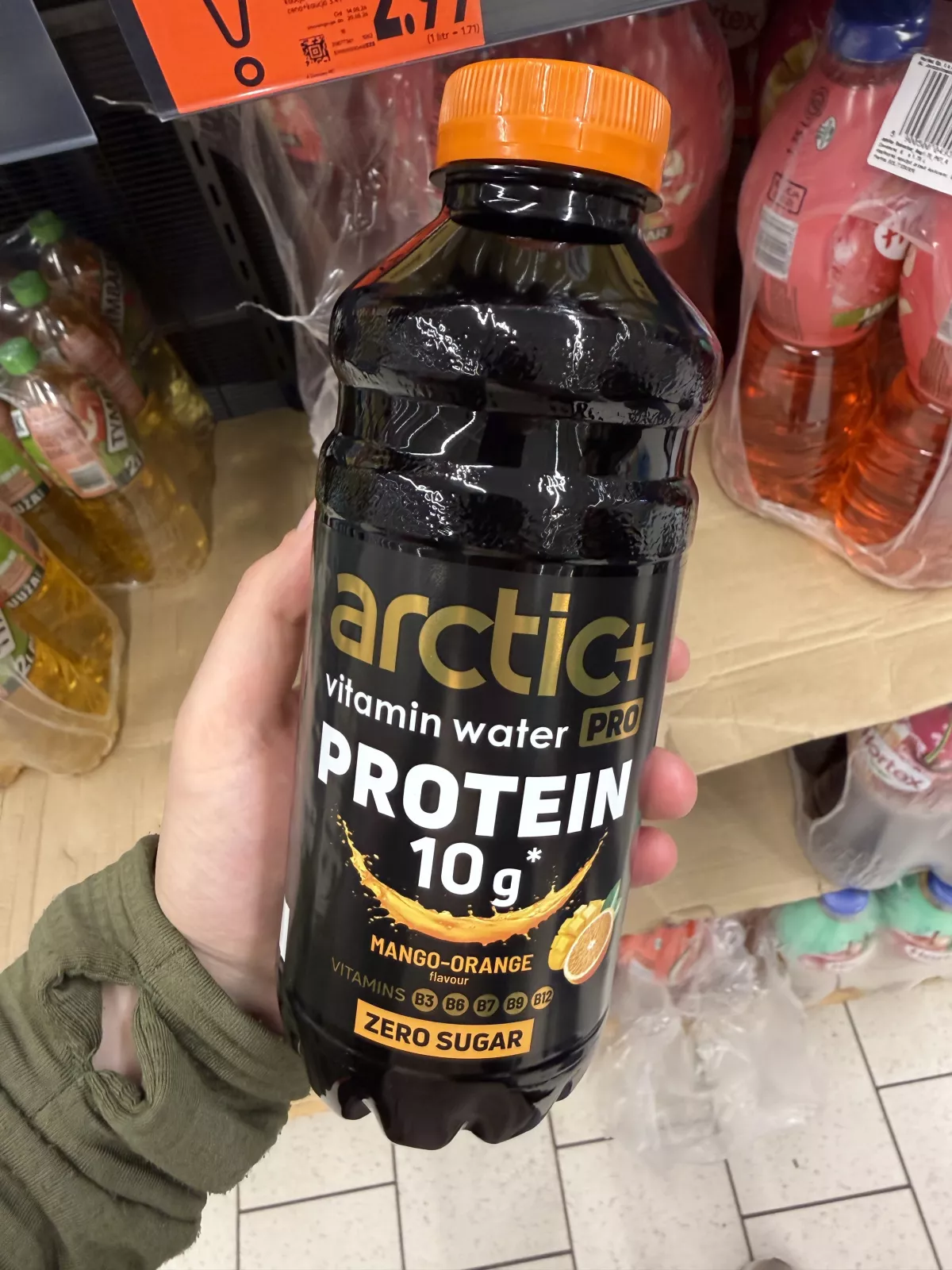 Arctic+ Vitamin Water PRO Protein smak Mango-Orange Zero Sugar | 600ml