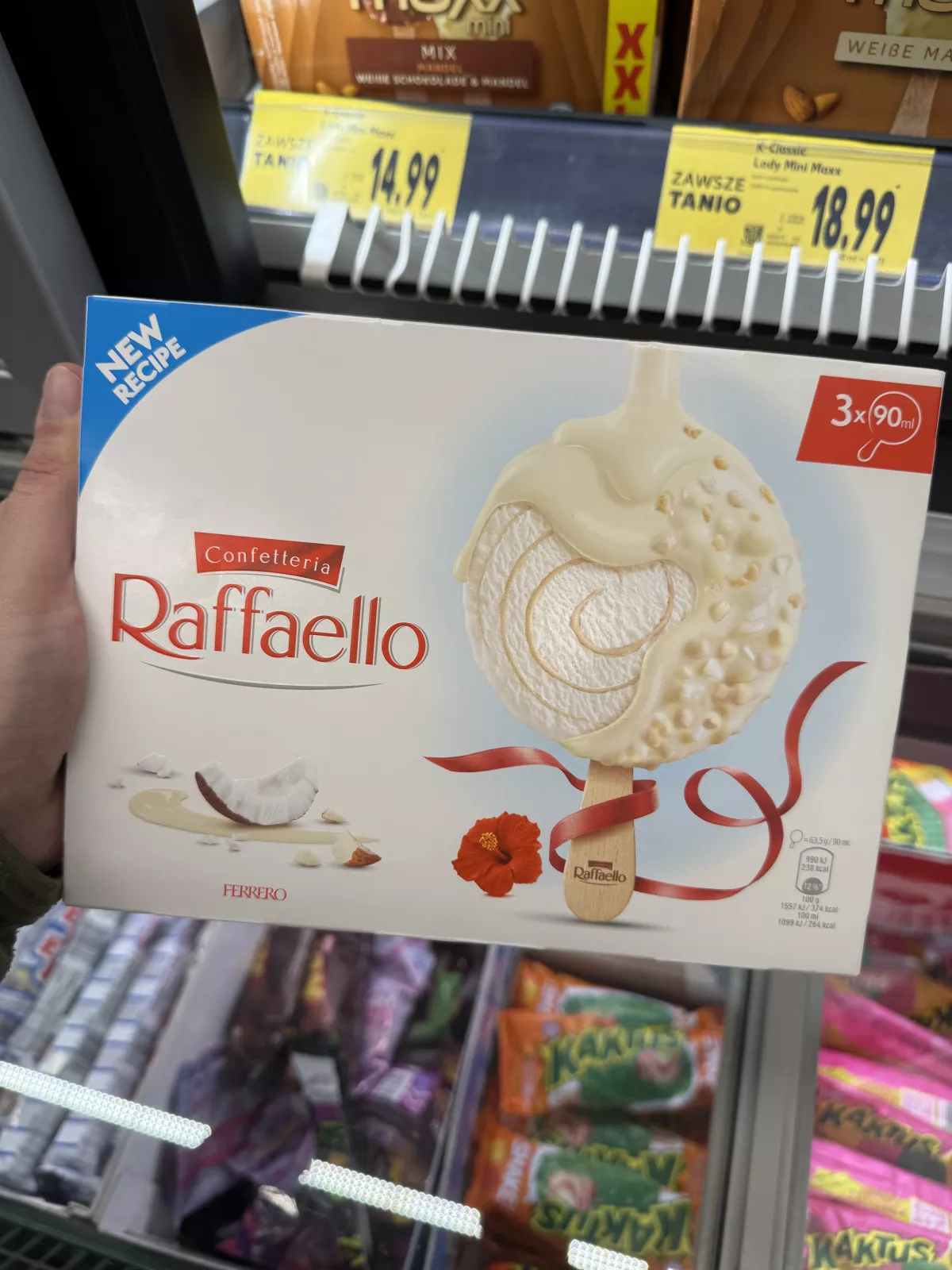 Confetteria Raffaello Ice Cream 3 szt. | 190,5g / 270ml