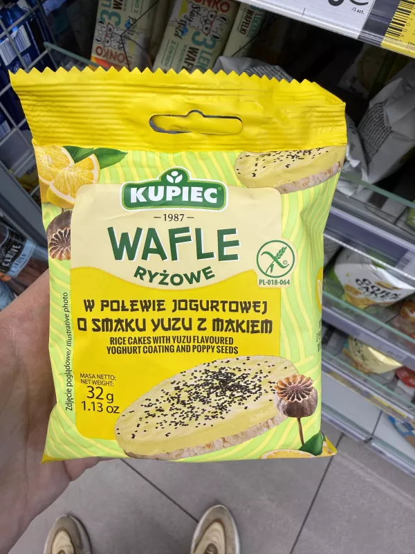 Kupiec Wafle Ryżowe w Polewie Jogurtowej o Smaku Yuzu z Makiem | 32g