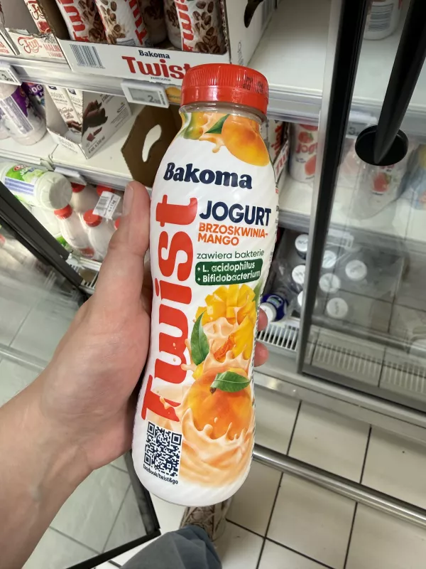 Bakoma Twist Jogurt do picia brzoskwinia-mango | 370g