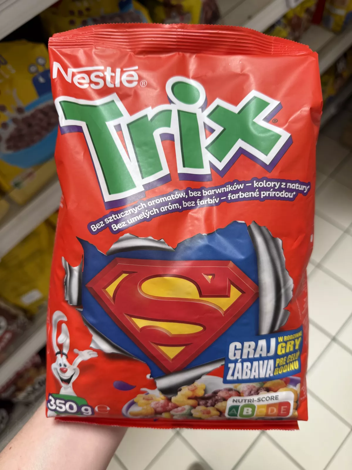 Nestlé Trix płatki śniadaniowe o smaku owocowym (edycja Superman) | 350g