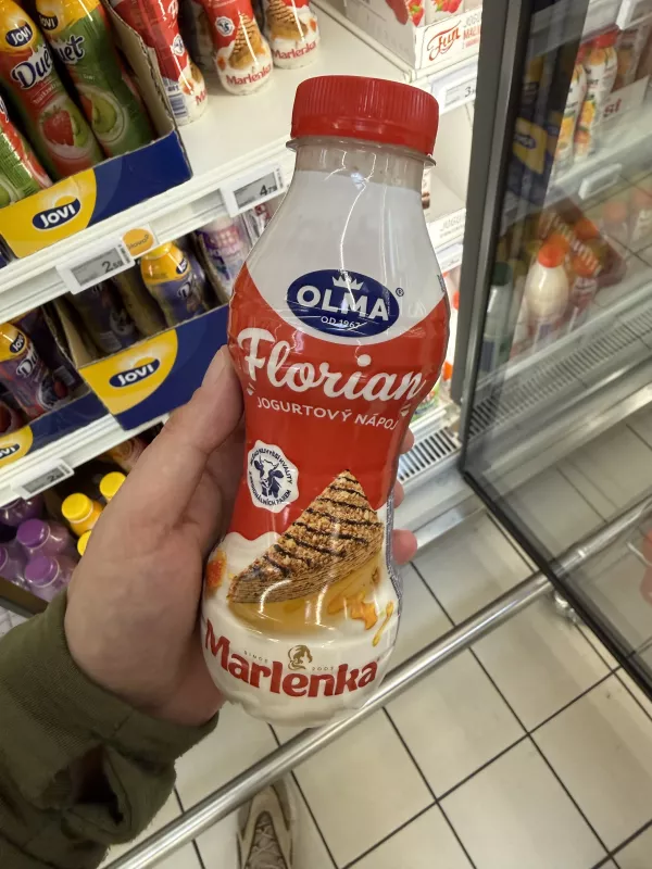 Olma Florian Jogurtový nápoj Marlenka / Napój jogurtowy o smaku tortu miodowego Marlenka | 400g