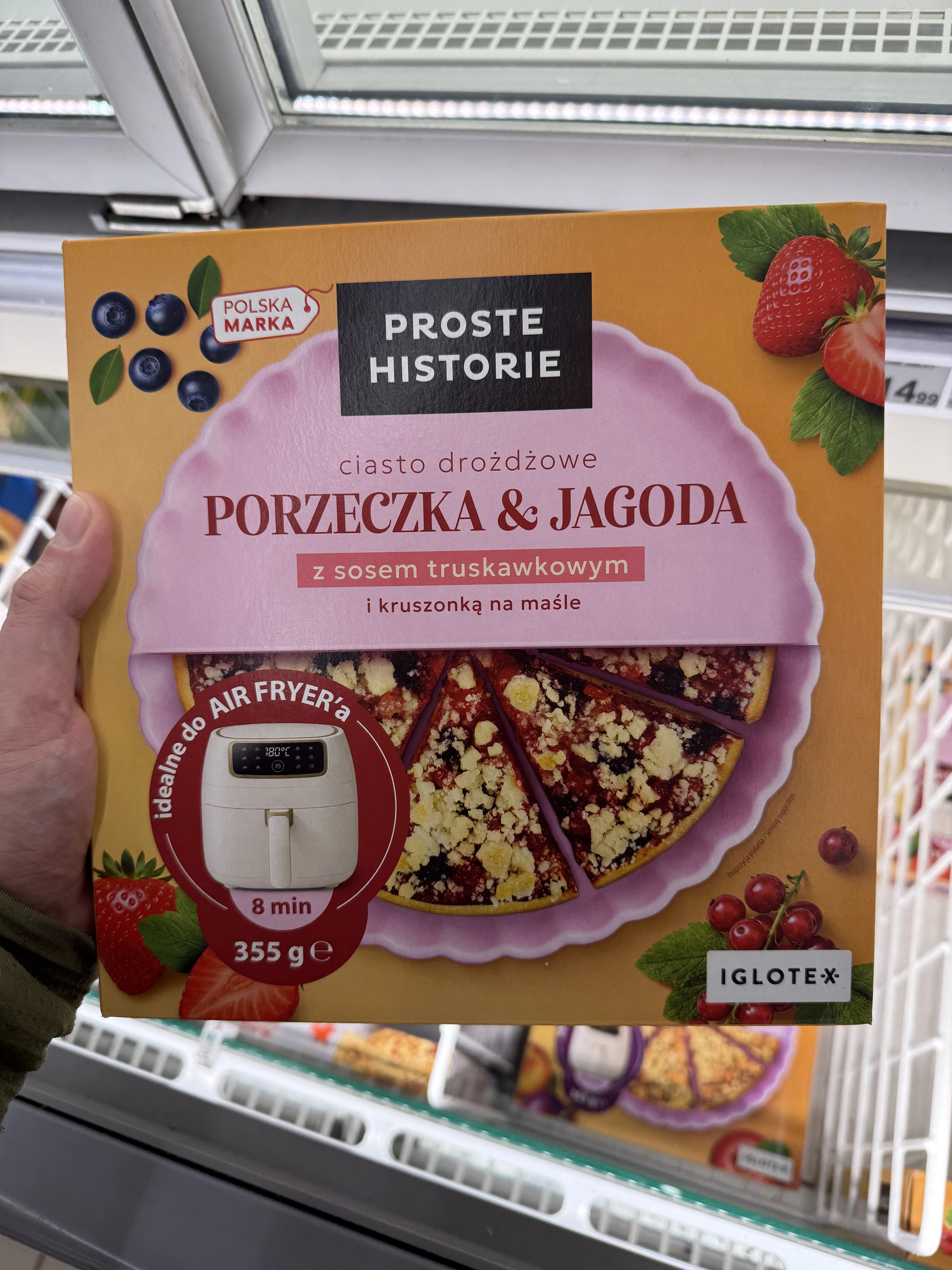 Proste Historie Ciasto drożdżowe Porzeczka & Jagoda z sosem truskawkowym i kruszonką na maśle | 355g