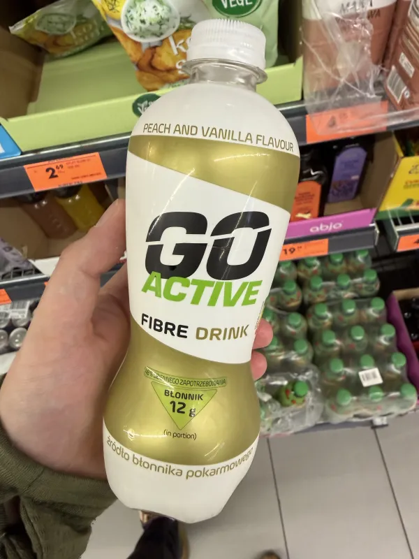 Go Active Fibre Drink Peach and Vanilla Flavour / Napój gazowany o smaku brzoskwini i wanilii z błonnikiem | 400ml