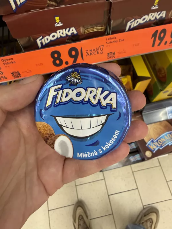 Fidorka Mléčná s kokosem / Fidorka mleczna z nadzieniem kokosowym (uśmiech) | 30g