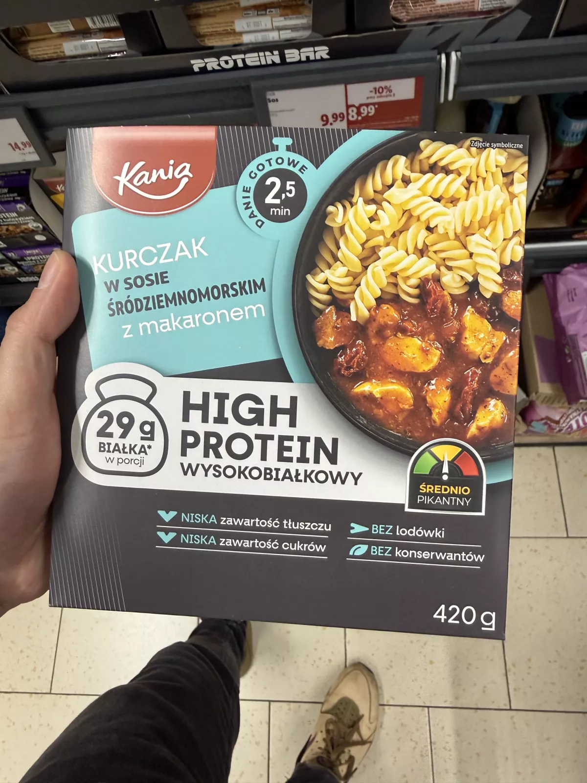 Kania High Protein Kurczak w sosie śródziemnomorskim z makaronem | 420g