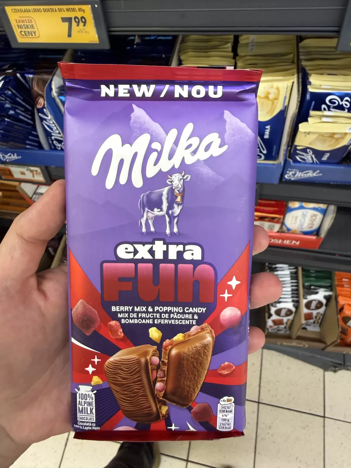 Milka Extra Fun Berry Mix & Popping Candy / Mix de fructe de pădure & bomboane efervescente | 150g