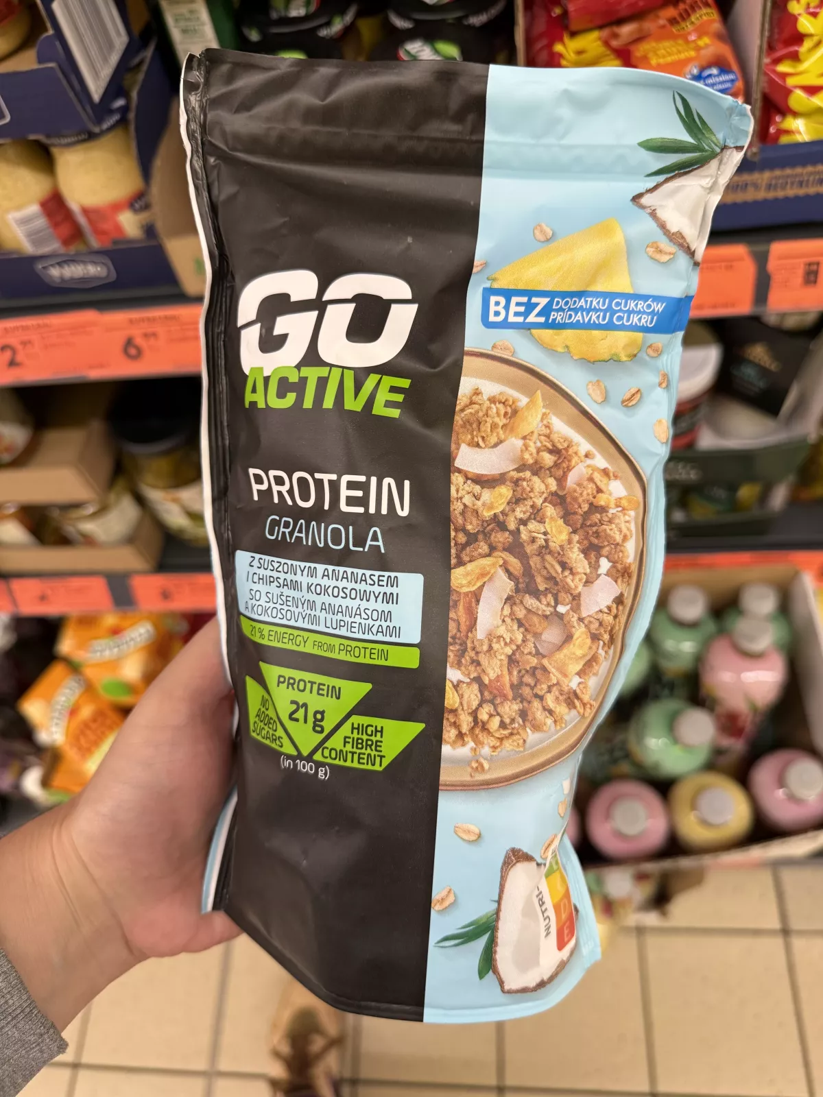 Go Active Protein Granola z suszonym ananasem i chipsami kokosowymi | 200g