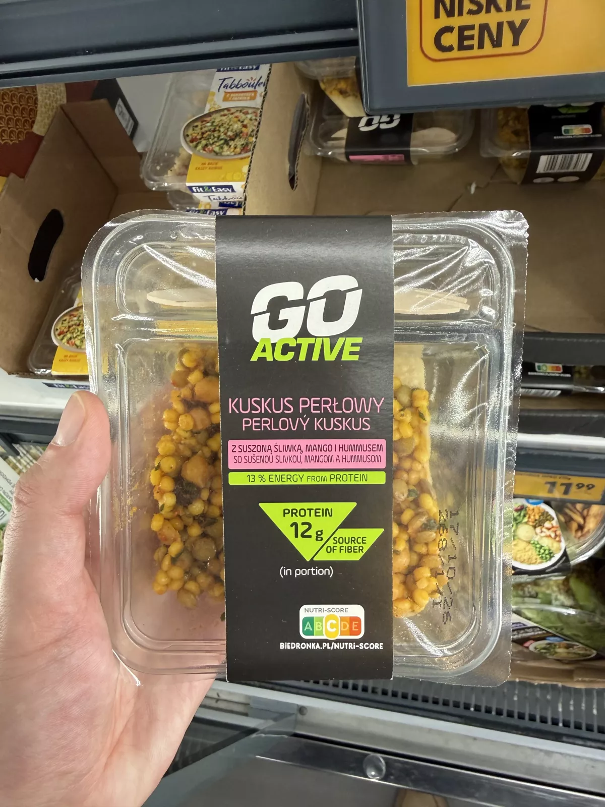 Go Active Kuskus perłowy z suszoną śliwką, mango i hummusem | 220g