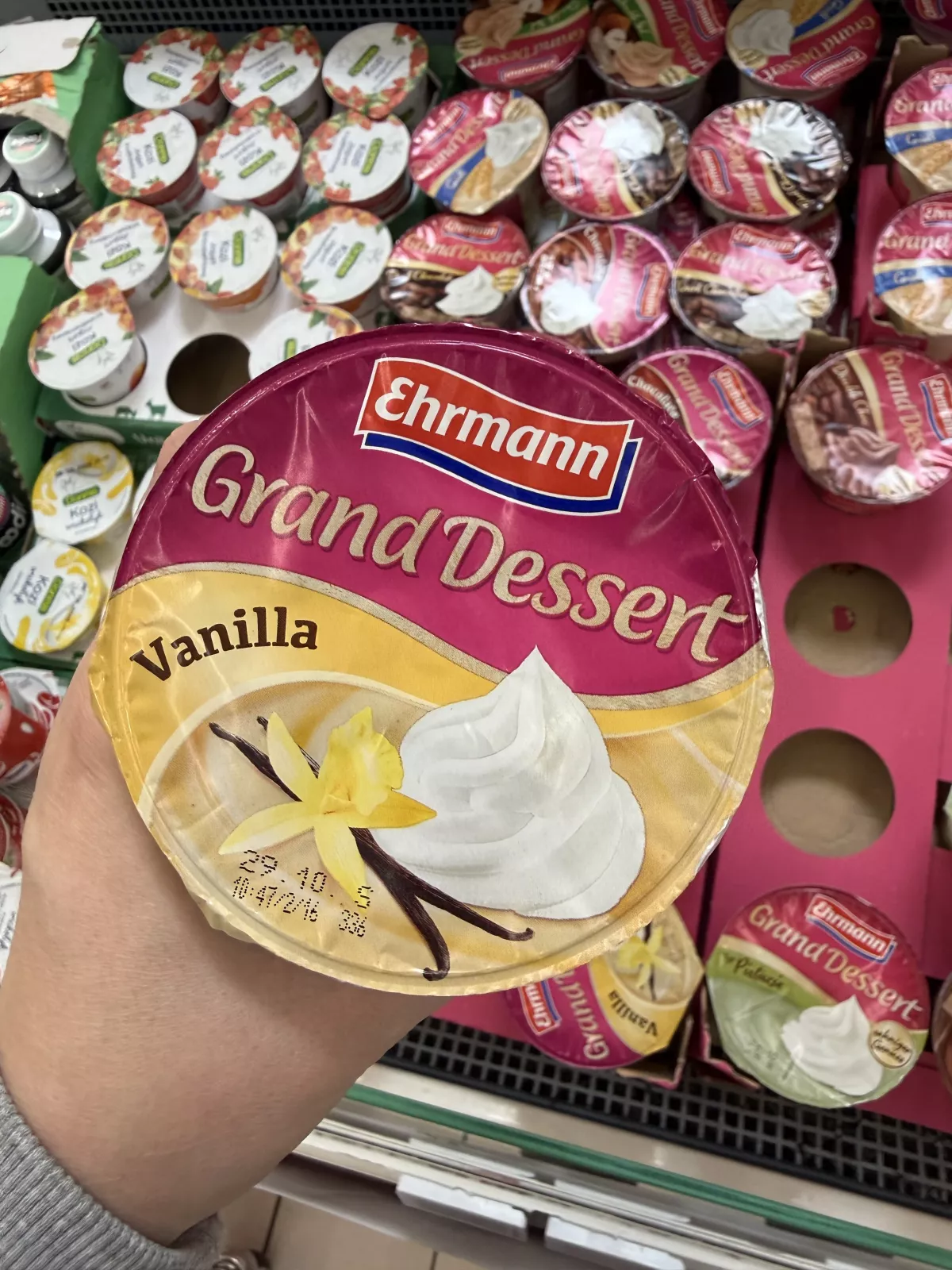 Ehrmann Grand Dessert Vanilla / Deser mleczny waniliowy z bitą śmietanką | 190g