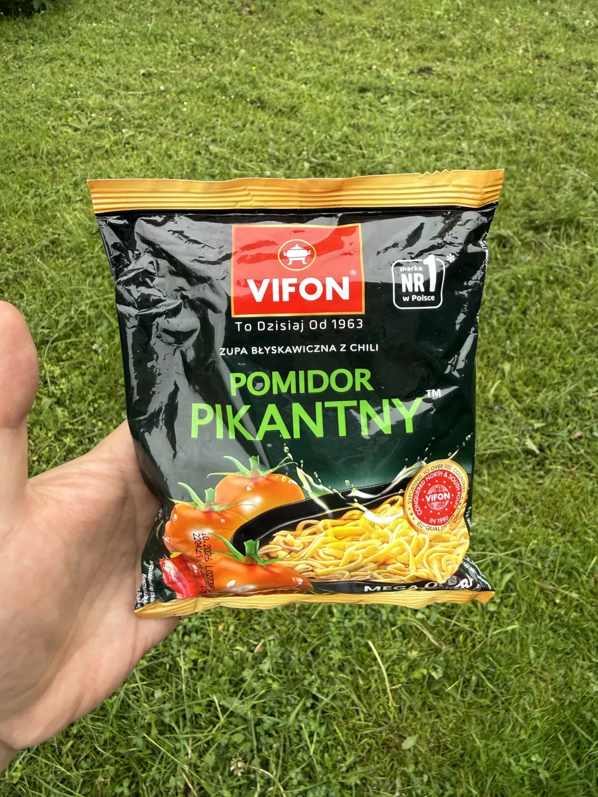 Vifon Pomidor Pikantny zupa błyskawiczna z chili mega ostra | 70g